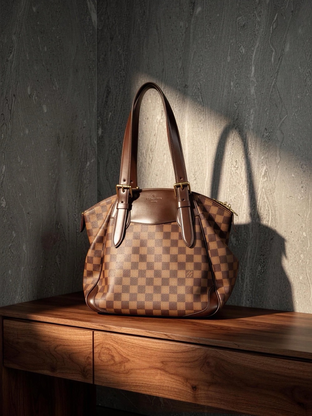 Louies Vuitton Damier Ebene Handbag